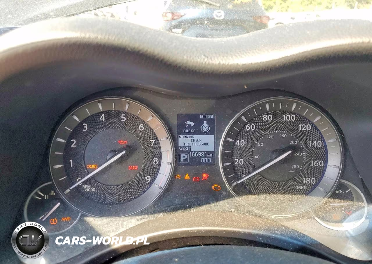 2015 Infiniti Q70L 3.7 VIN:JN1BY1PR1FM831667 - 9