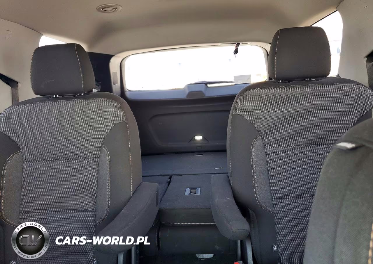 2019 Chevrolet Traverse Lt VIN:1GNERGKW8KJ305627 - 10