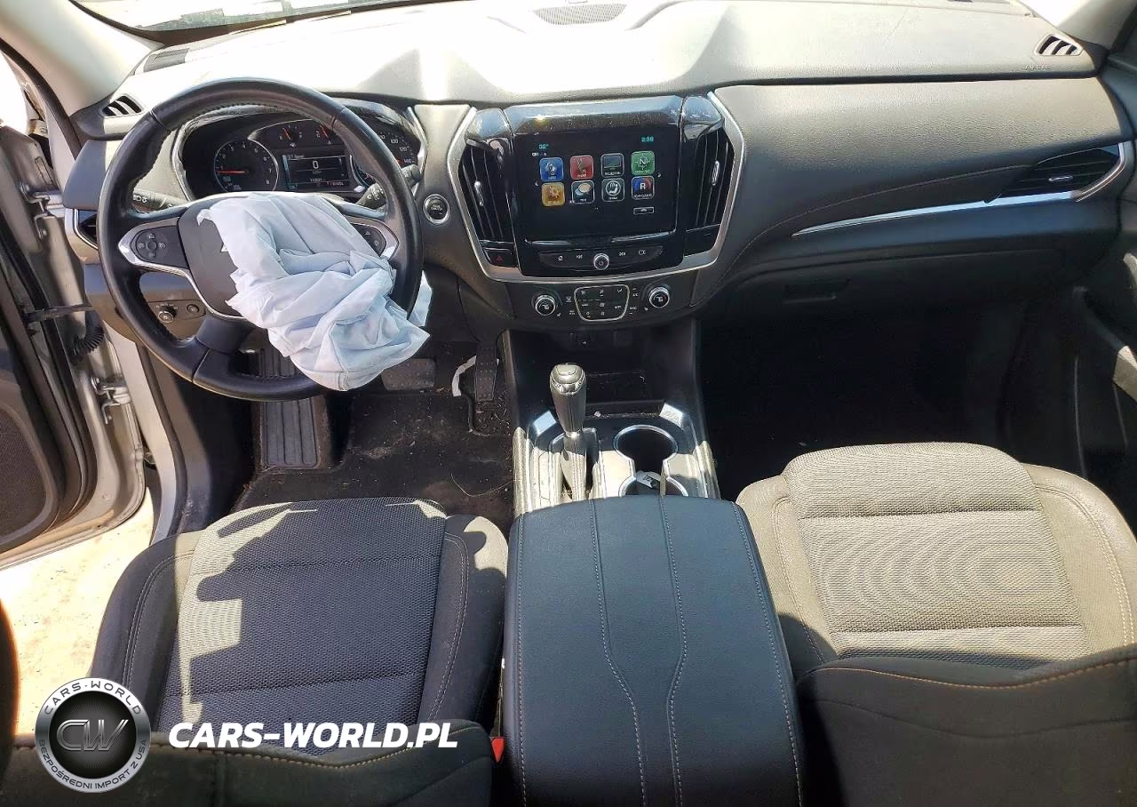 2019 Chevrolet Traverse Lt VIN:1GNERGKW8KJ305627 - 8