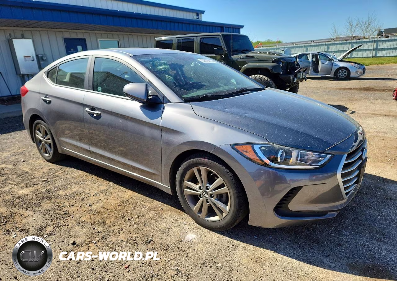 2018 Hyundai Elantra Sel VIN:5NPD84LF2JH326808 - 4
