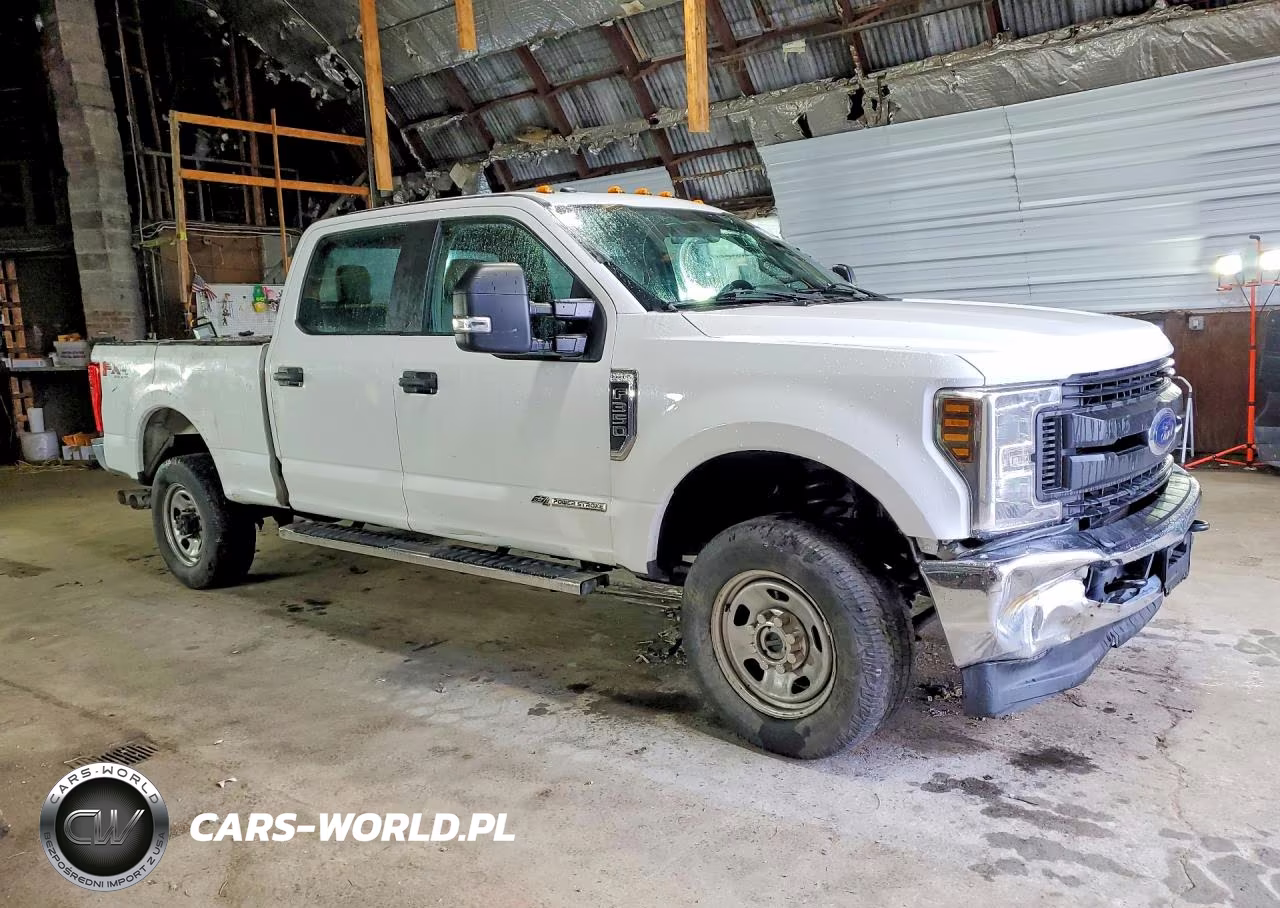 2018 Ford F350 Super Duty VIN:1FT8W3BT0JEB24915 - 4
