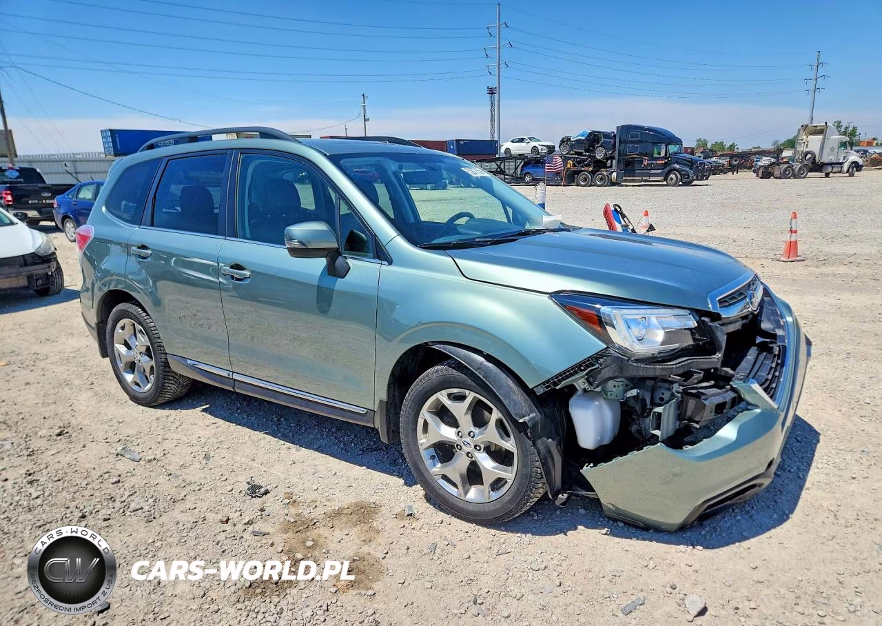 2018 Subaru Forester 2.5I Touring VIN:JF2SJAWC8JH531755 - 4