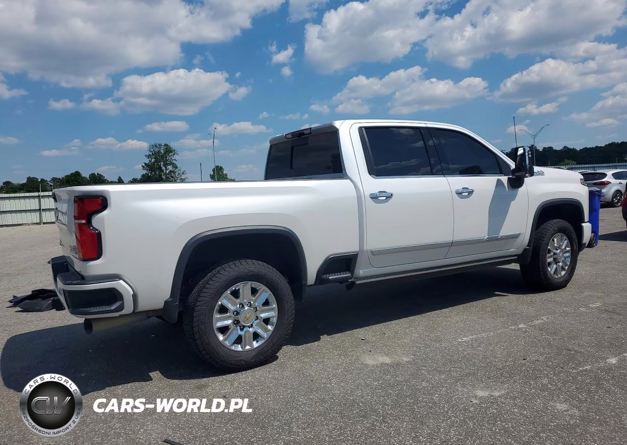 2024 Chevrolet Silverado K2500 High Country VIN:1GC4YREY1RF163523 - 3