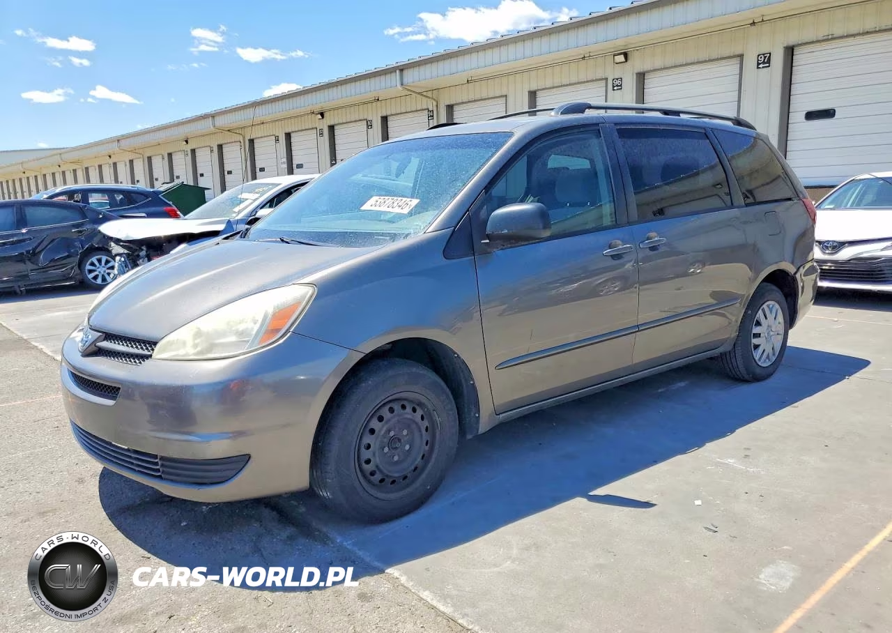 2004 Toyota Sienna Le 8 Passenger