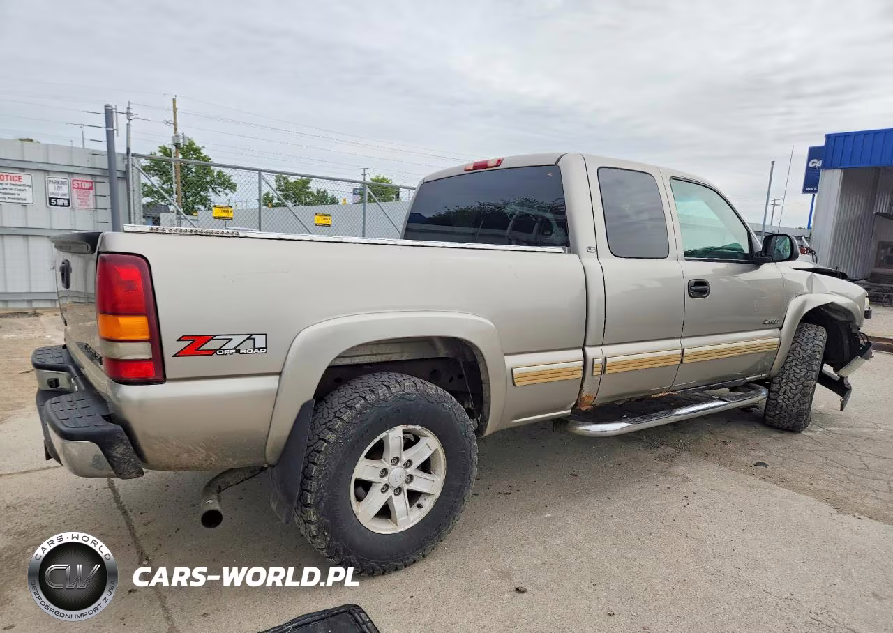 2001 Chevrolet Silverado K1500 VIN:1GCEK19T21E119899 - 3