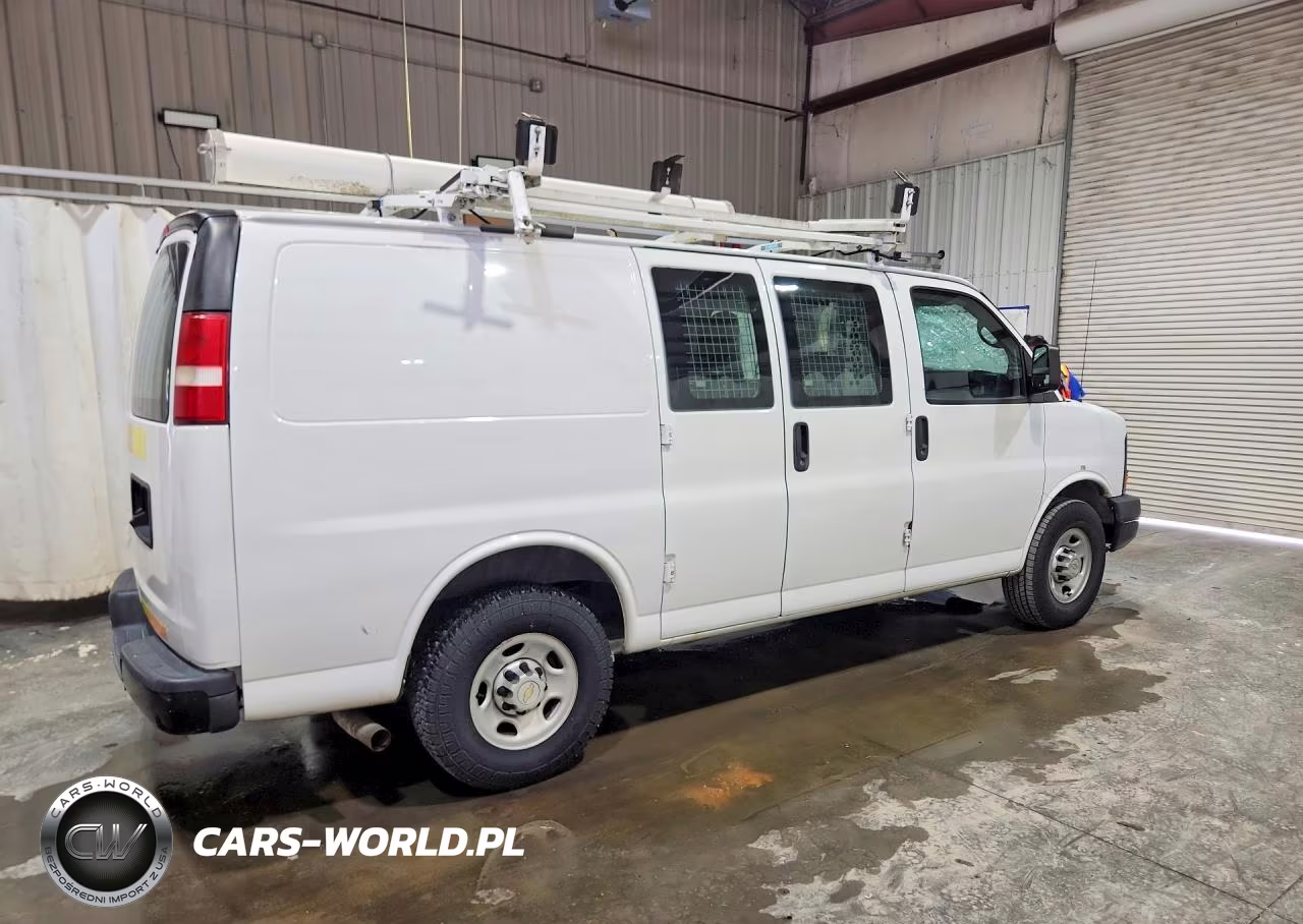 2013 Chevrolet Express G2500 VIN:1GCWGFCA0D1903651 - 3