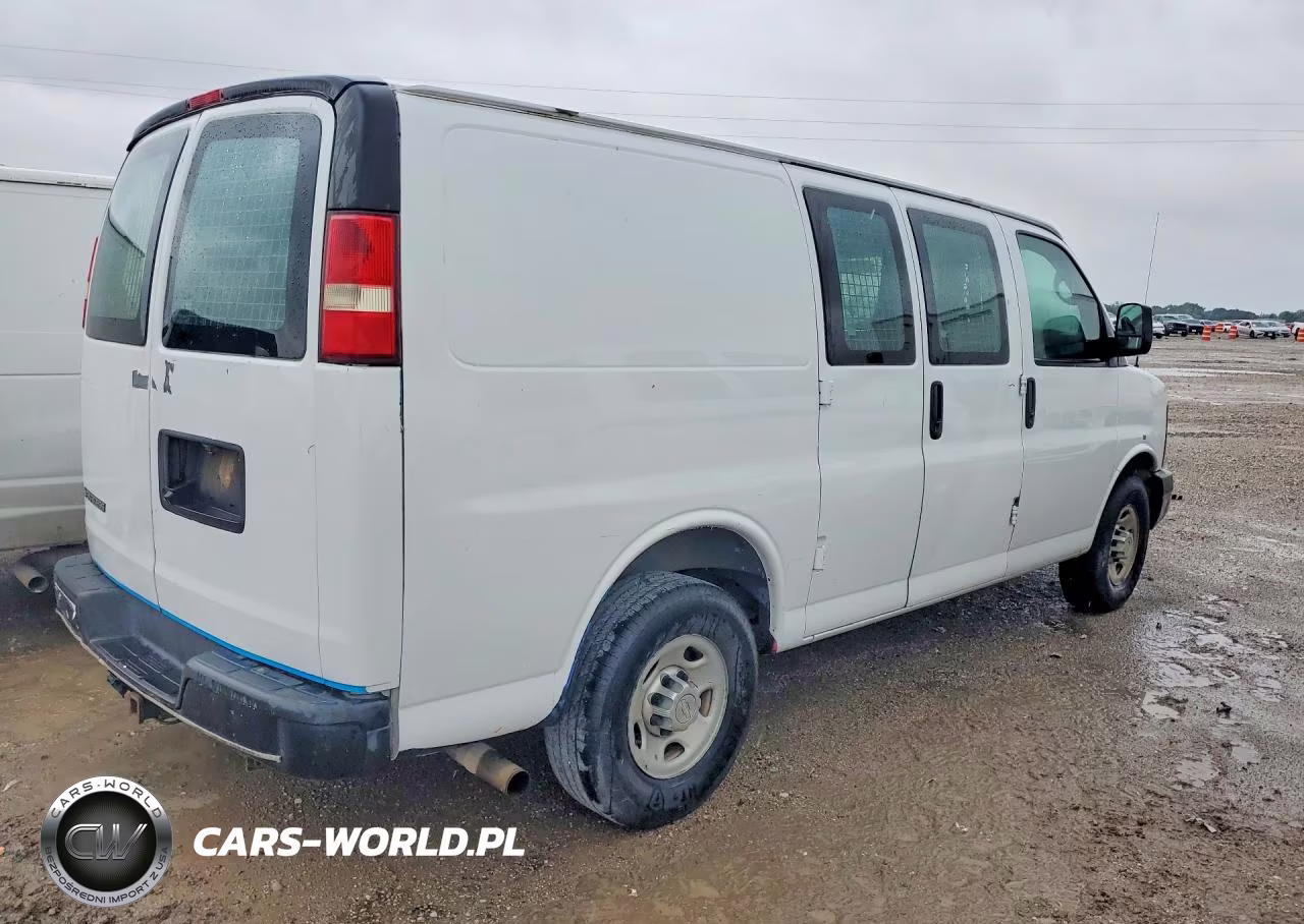 2013 Chevrolet Express G2500 VIN:1GCWGFCAXD1902863 - 3