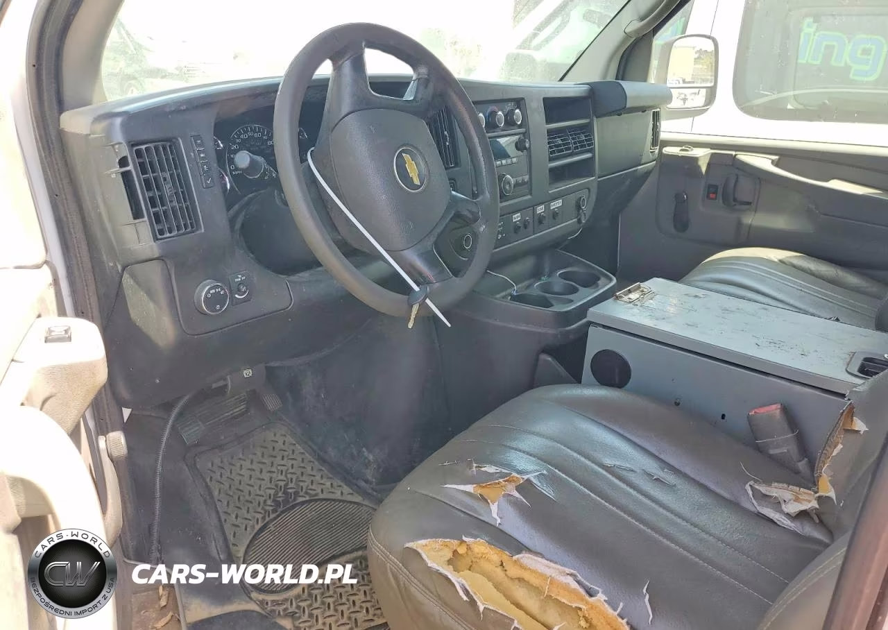 2013 Chevrolet Express G2500 VIN:1GCWGFCAXD1902863 - 8