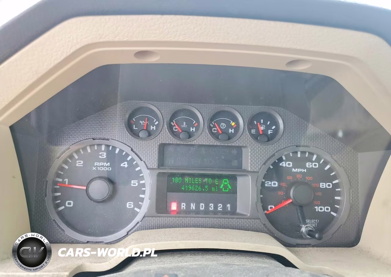 2008 Ford F350 Super Duty VIN:1FDWF30588EC94182 - 9