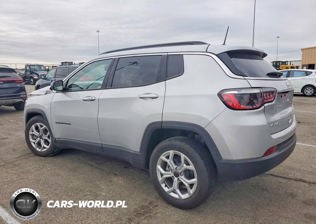 2025 Jeep Compass Latitude VIN:3C4NJDBNXST591821 - 2