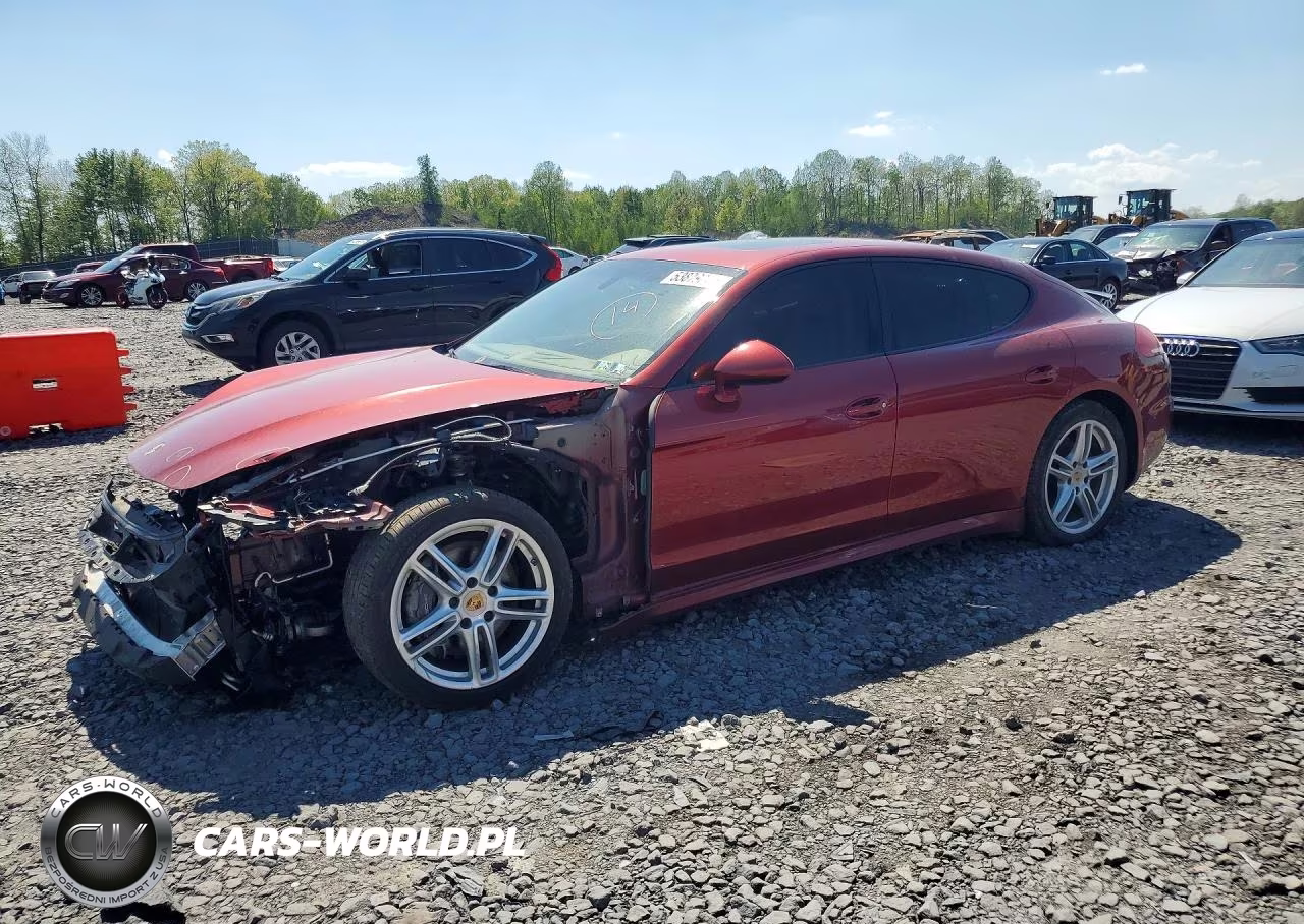 2014 Porsche Panamera 2