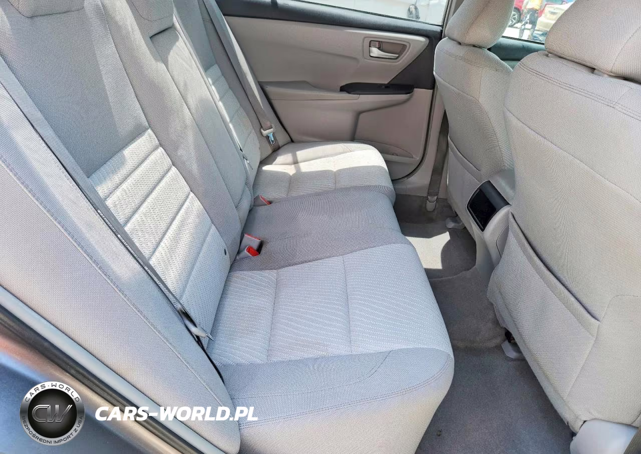 2015 Toyota Camry Le VIN:4T4BF1FK5FR457587 - 10