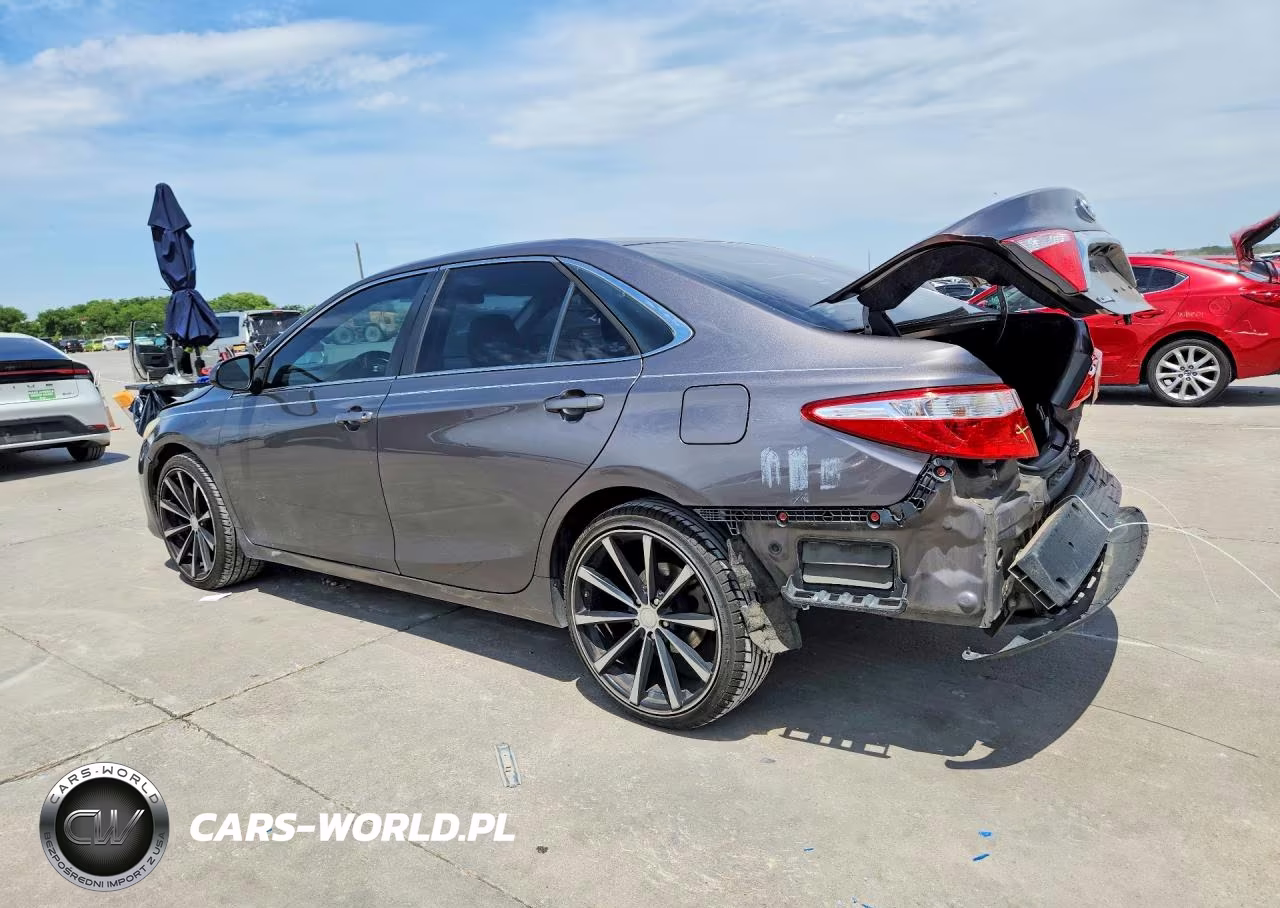 2015 Toyota Camry Le VIN:4T4BF1FK5FR457587 - 2