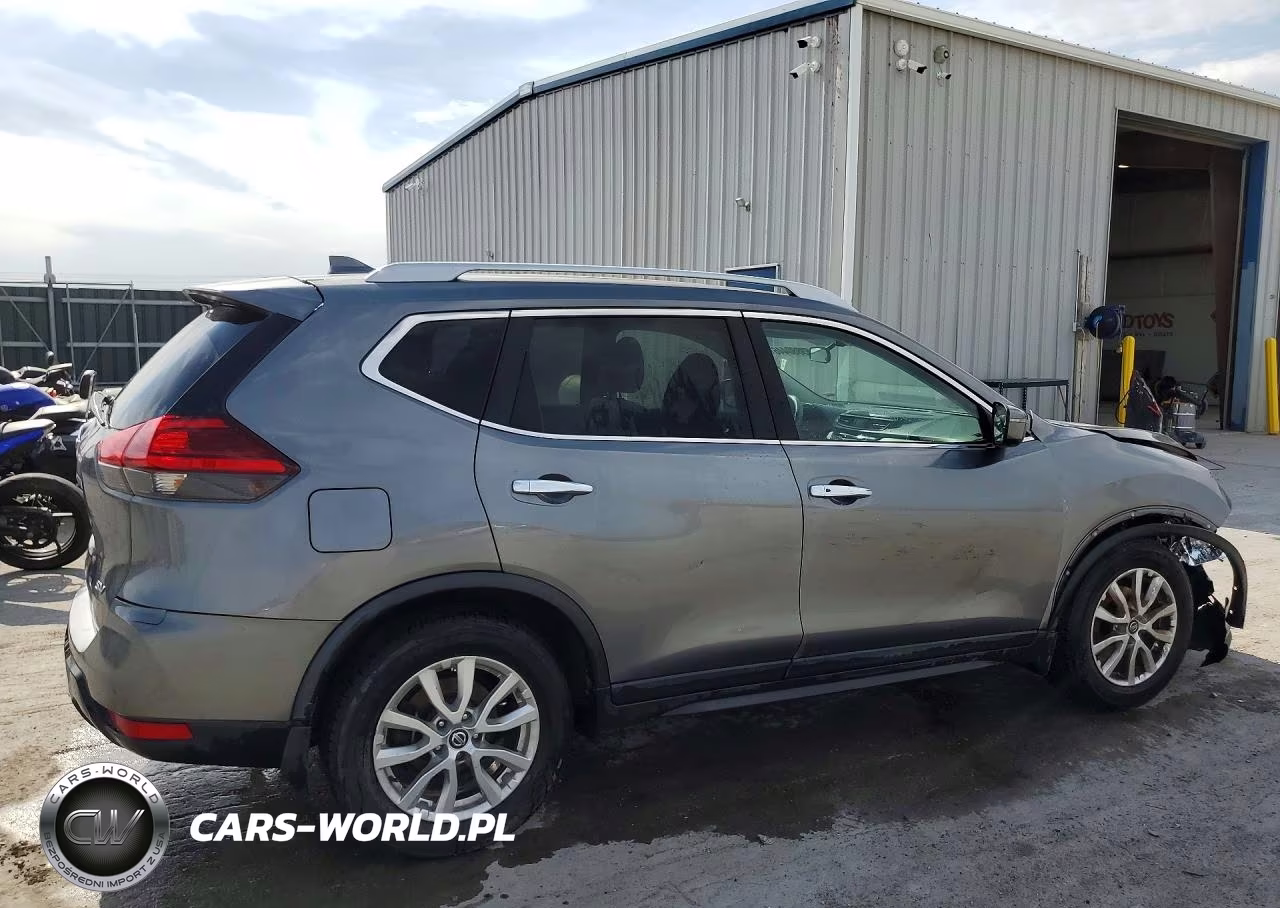 2017 Nissan Rogue Sv VIN:5N1AT2MTXHC779036 - 3