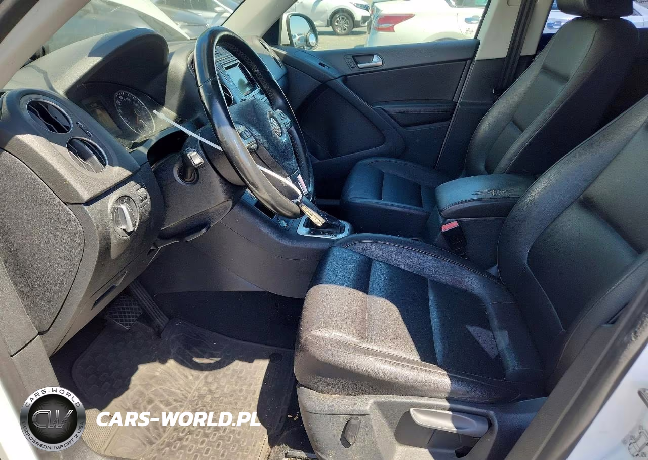 2016 Volkswagen Tiguan S VIN:WVGAV7AX2GW524912 - 7