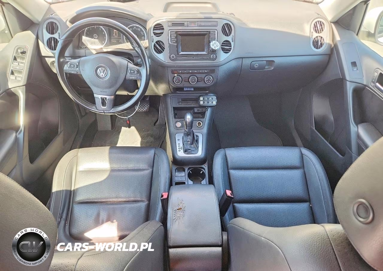 2016 Volkswagen Tiguan S VIN:WVGAV7AX2GW524912 - 8