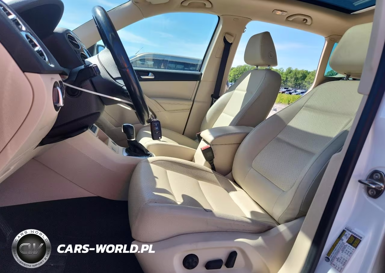 2016 Volkswagen Tiguan S VIN:WVGAV7AX7GW509189 - 7
