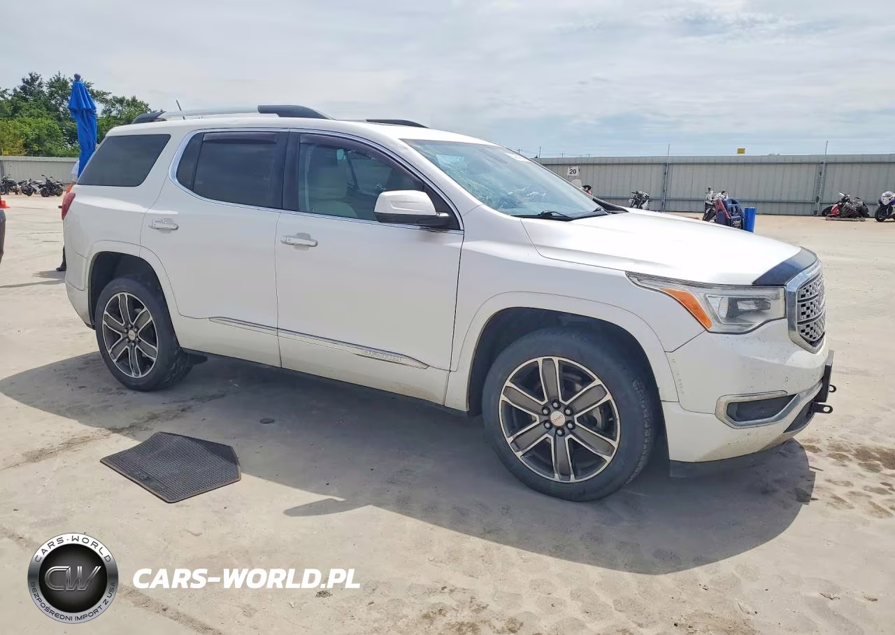 2017 GMC Acadia Denali VIN:1GKKNXLS8HZ125873 - 4