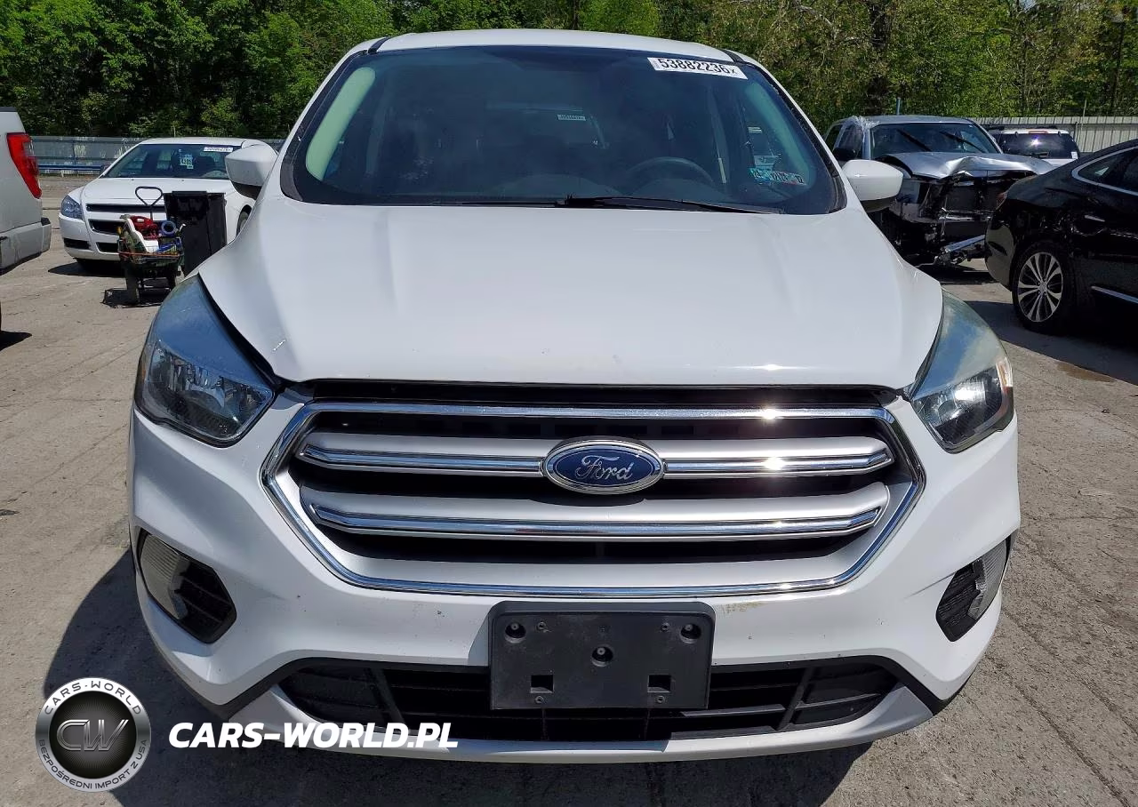 2017 Ford Escape Se VIN:1FMCU0GD6HUC39045 - 5