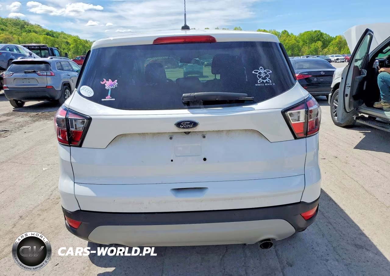 2017 Ford Escape Se VIN:1FMCU0GD6HUC39045 - 6