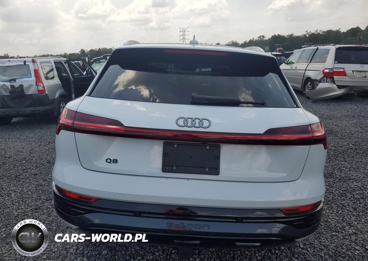 2024 Audi Q8 E-Tron Premium Plus VIN:WA15AAGE5RB032111 - 6