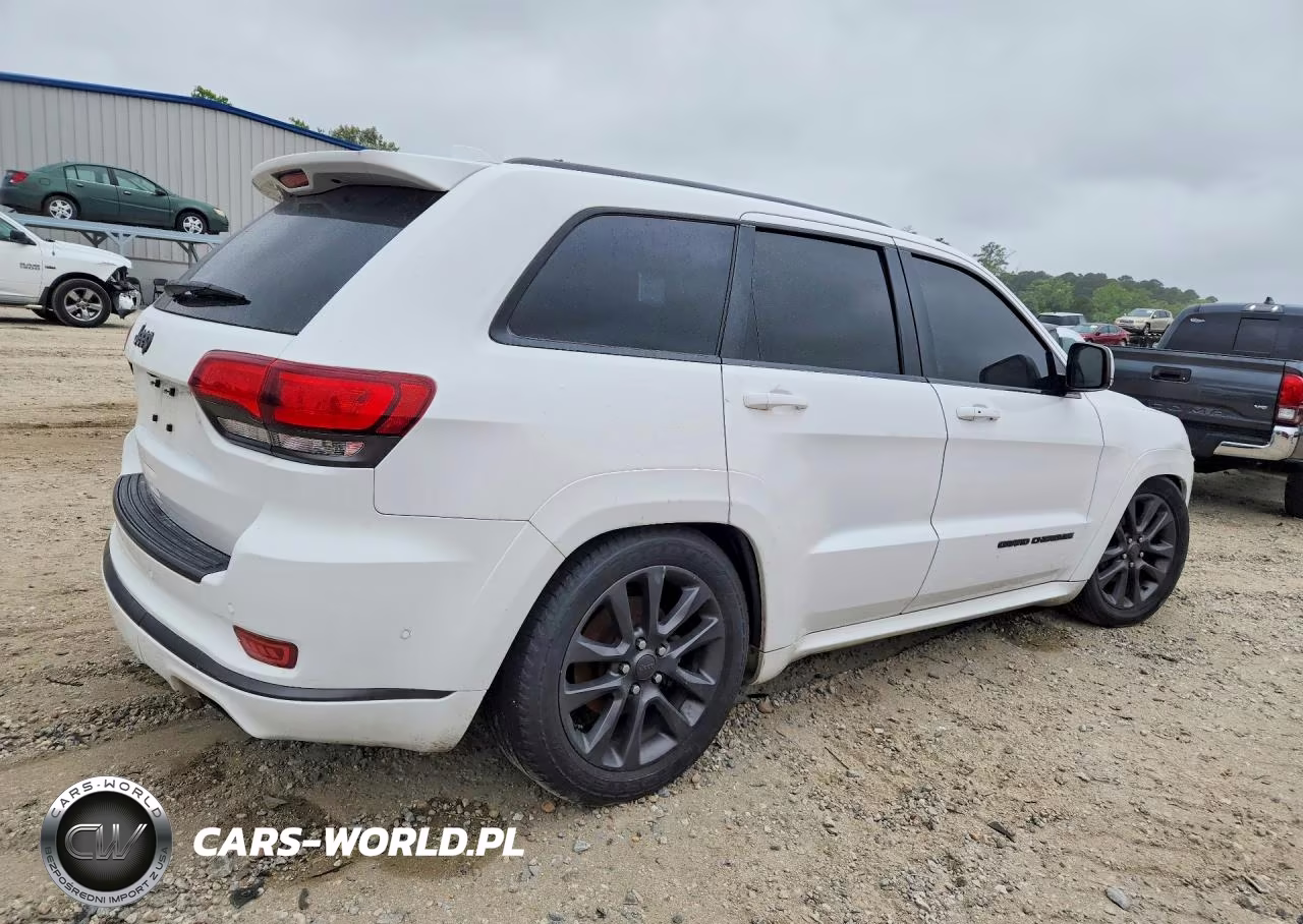 2018 Jeep Grand Cherokee Overland VIN:1C4RJFCG1JC158461 - 3