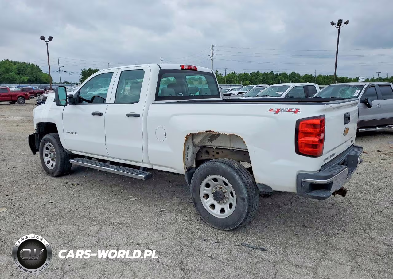 2015 Chevrolet Silverado K2500 Heavy Duty VIN:1GC2KUEGXFZ528939 - 2
