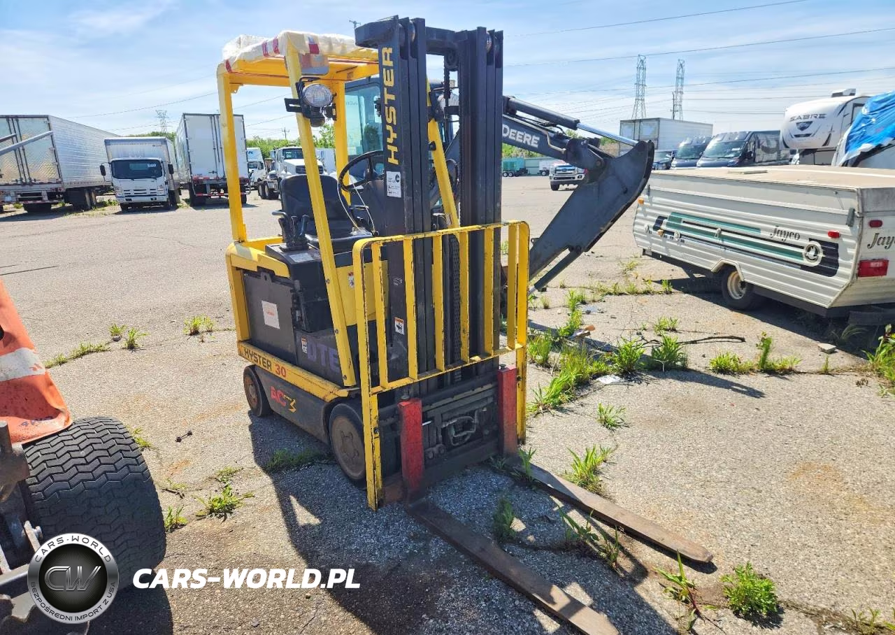 2006 Hyster E30Z Forklift