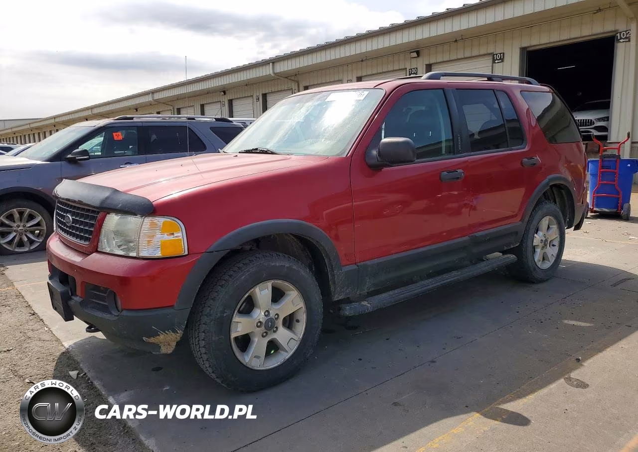 2003 Ford Explorer Xlt