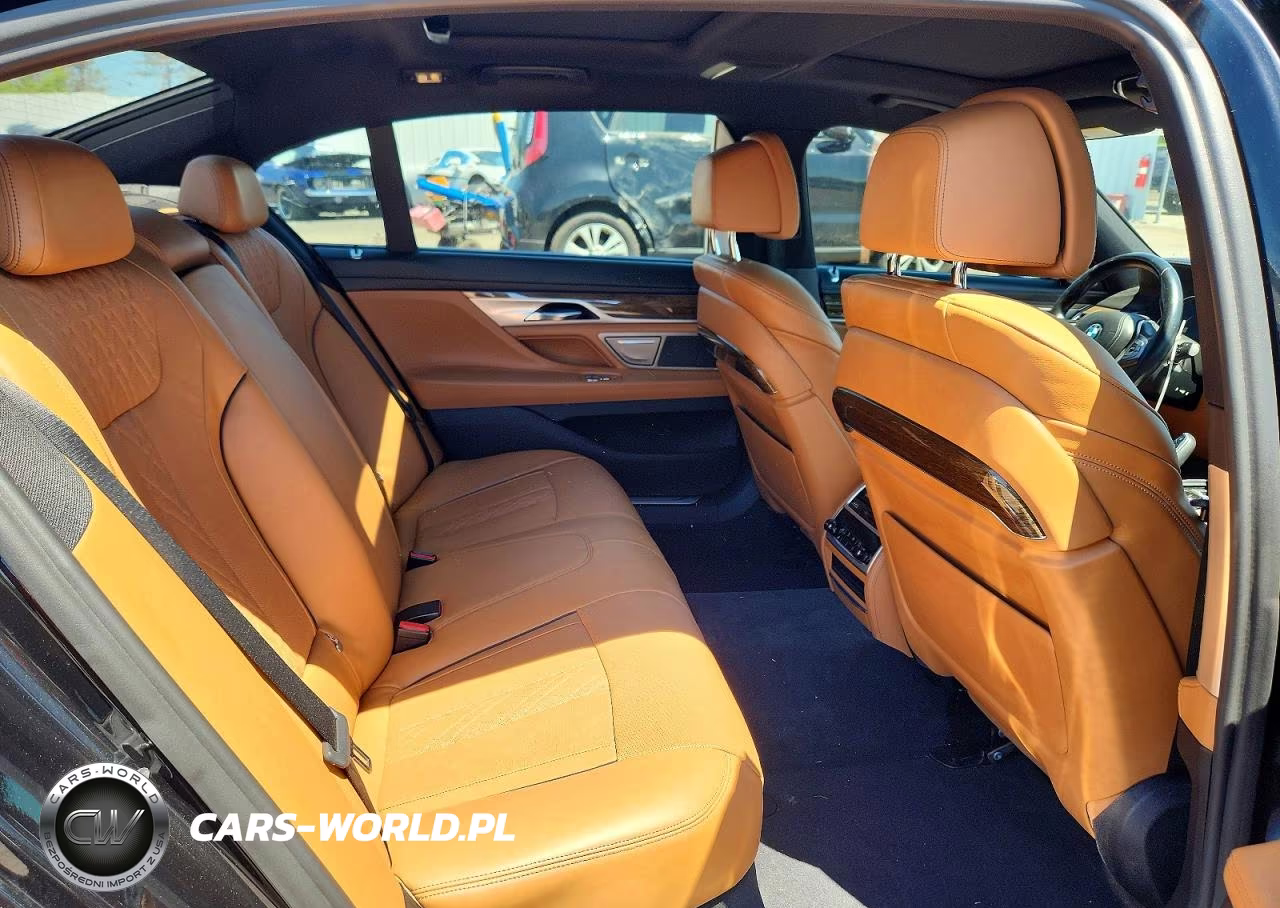 2018 BMW 750 Xi VIN:WBA7F2C56JG424269 - 10