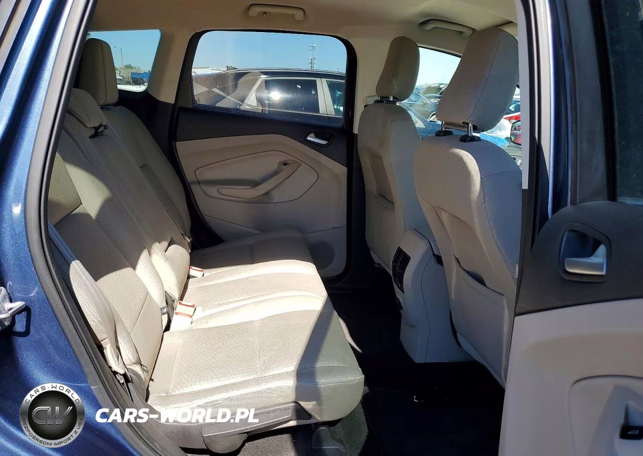 2018 Ford Escape Se VIN:1FMCU9GD7JUC79127 - 10