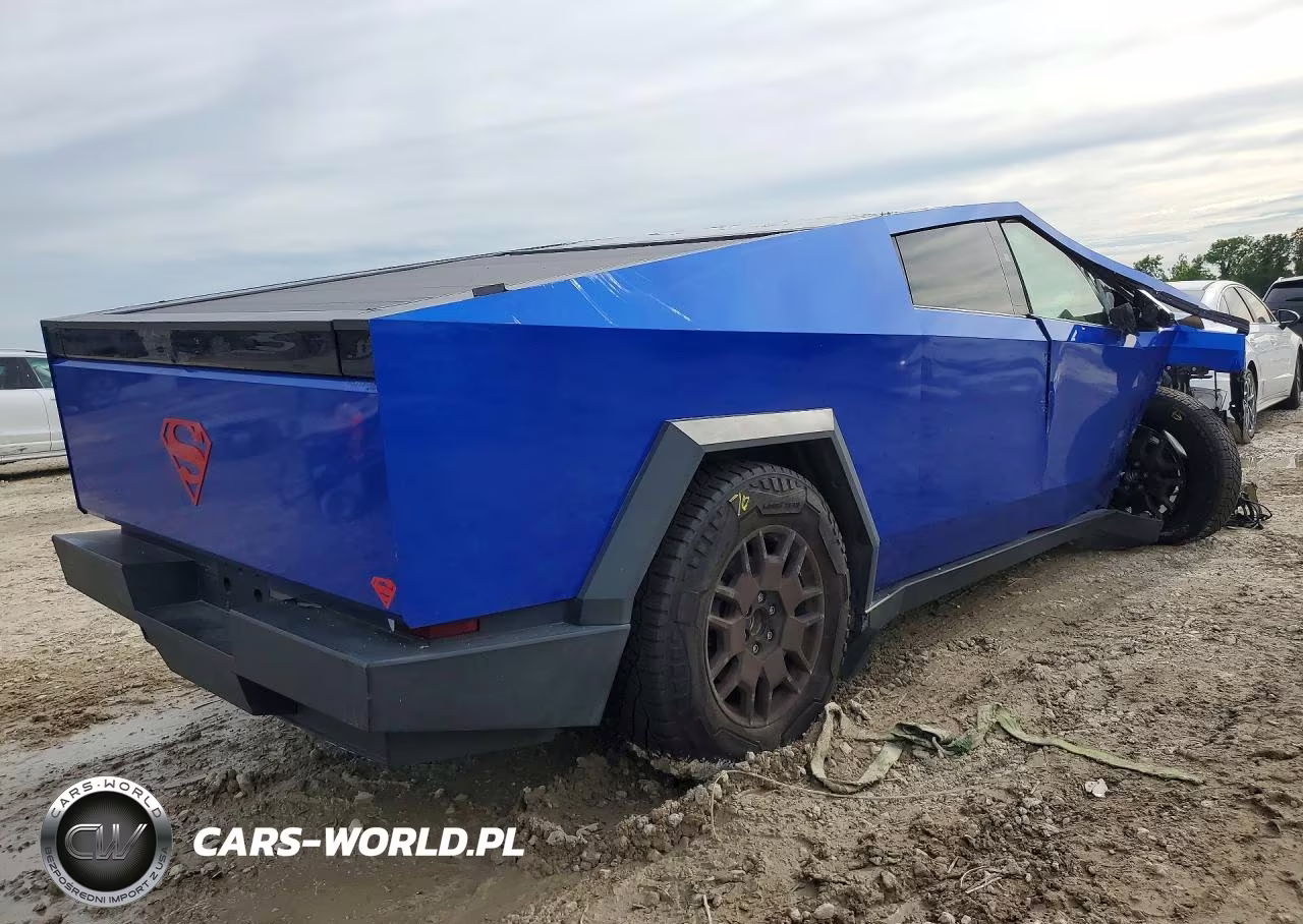 2024 Tesla Cybertruck VIN:7G2CEHED8RA022443 - 3
