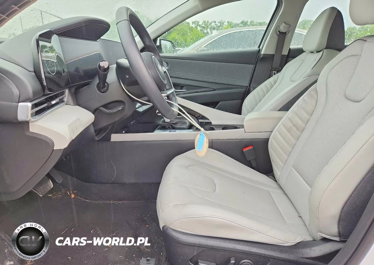 2025 Hyundai Elantra Limited VIN:KMHLP4DG7SU871511 - 7