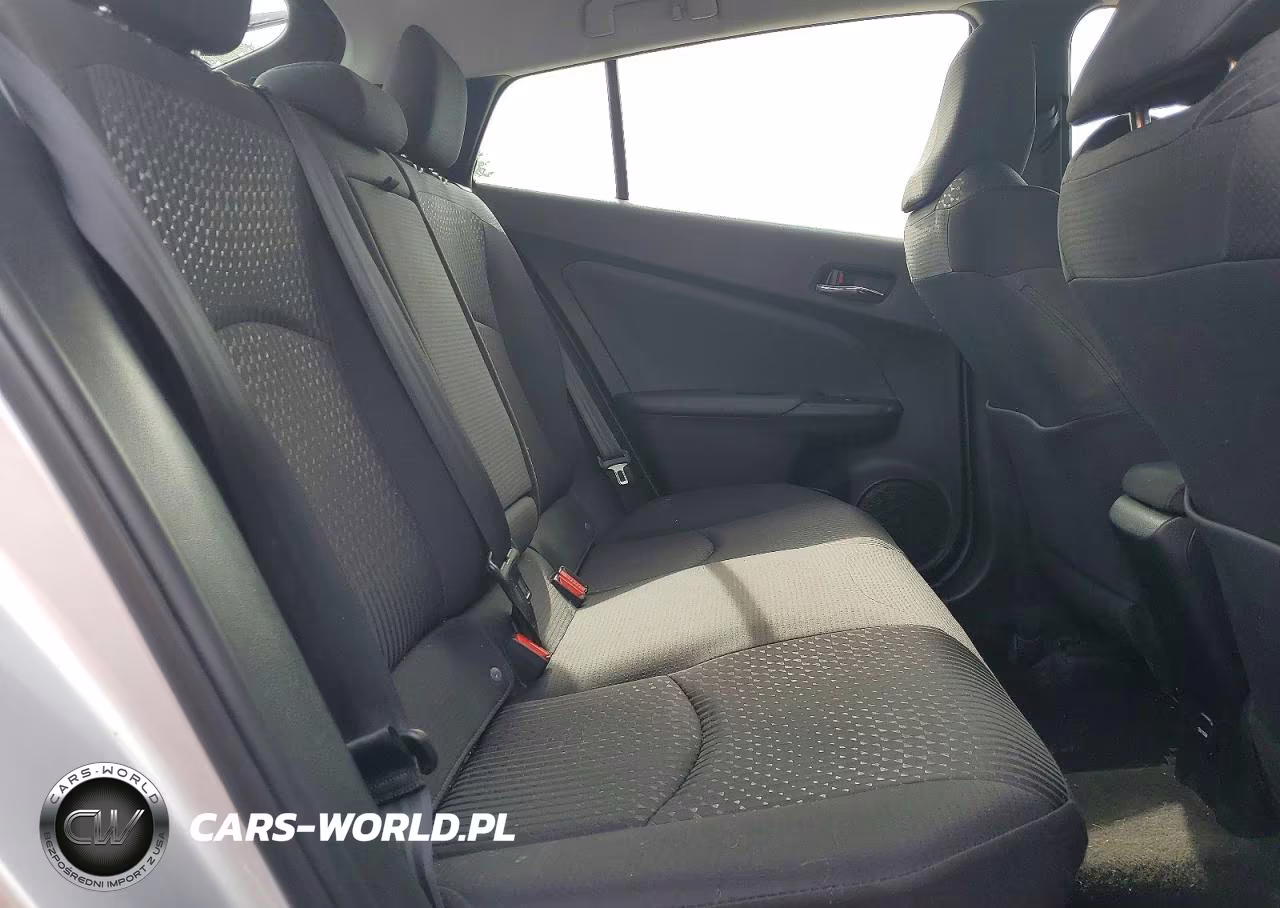 2018 Toyota Prius Two VIN:JTDKBRFU5J3058753 - 11