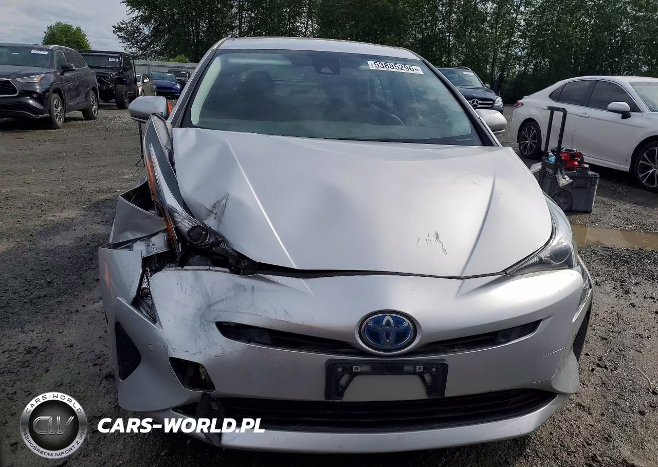 2018 Toyota Prius Two VIN:JTDKBRFU5J3058753 - 5