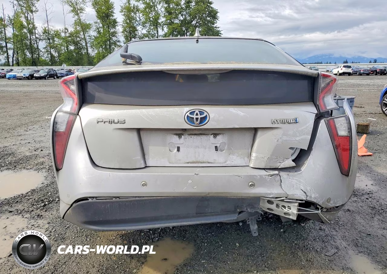 2018 Toyota Prius Two VIN:JTDKBRFU5J3058753 - 6