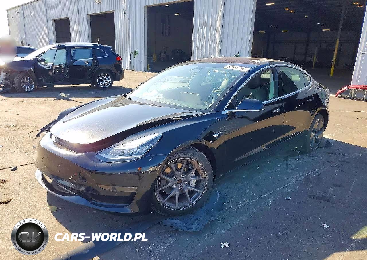 2019 Tesla Model 3 – zdjęcie 1 z 12