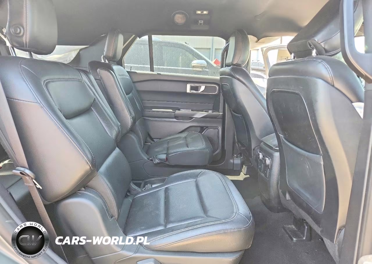 2020 Ford Explorer Xlt VIN:1FMSK8DH2LGA60726 - 11
