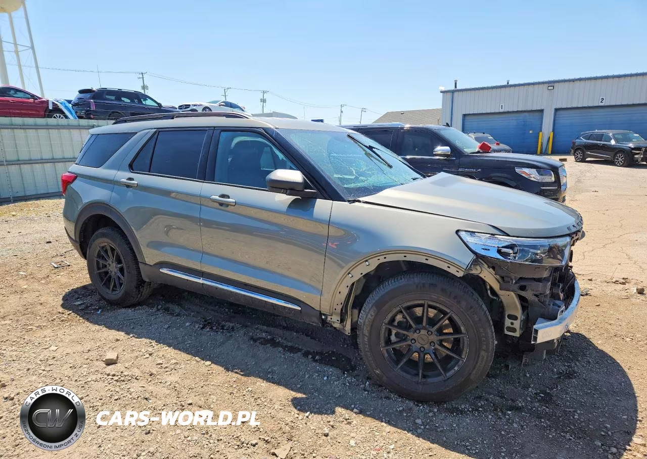 2020 Ford Explorer Xlt VIN:1FMSK8DH2LGA60726 - 4