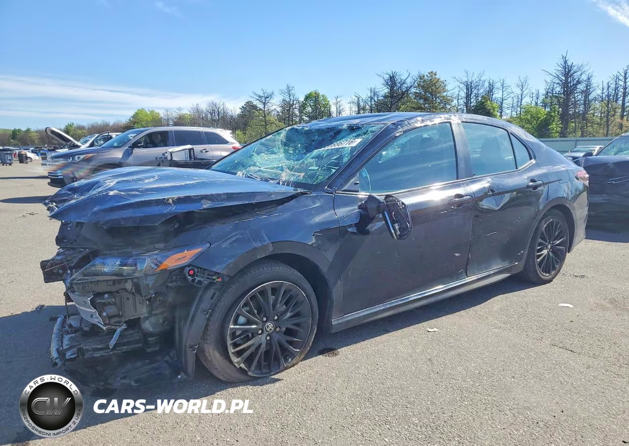 2022 Toyota Camry Se Nightshade – zdjęcie 1 z 12