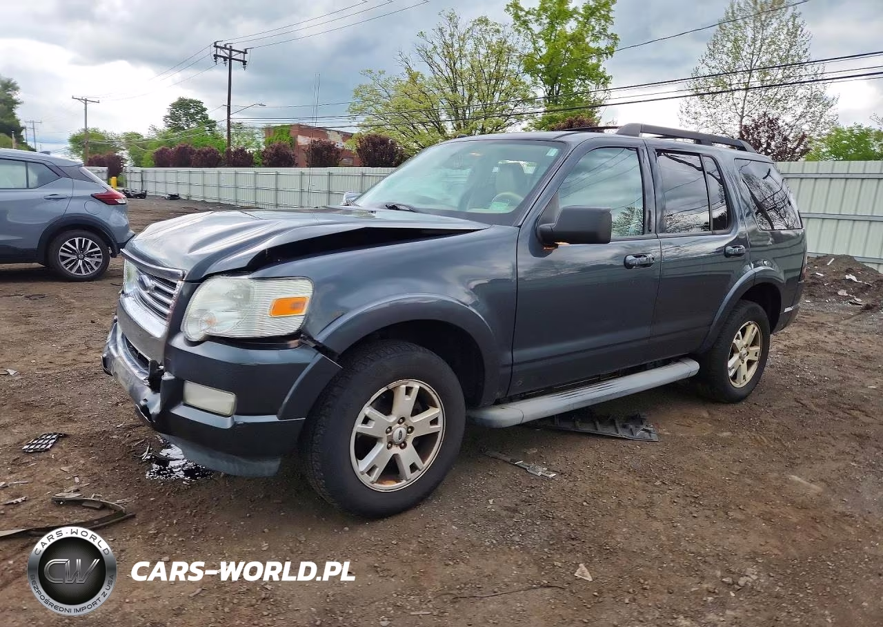 2010 Ford Explorer Xlt