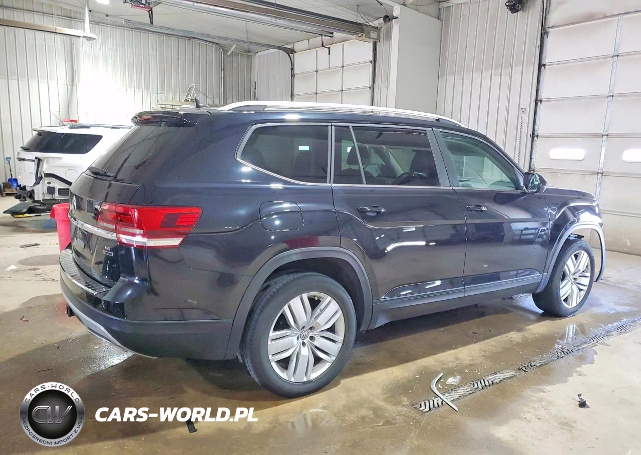 2019 Volkswagen Atlas Se VIN:1V2UR2CA0KC561824 - 3
