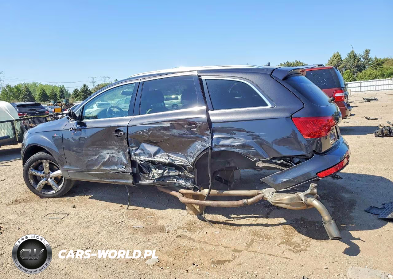 2015 Audi Q7 Prestige VIN:WA1DGAFE1FD018654 - 2