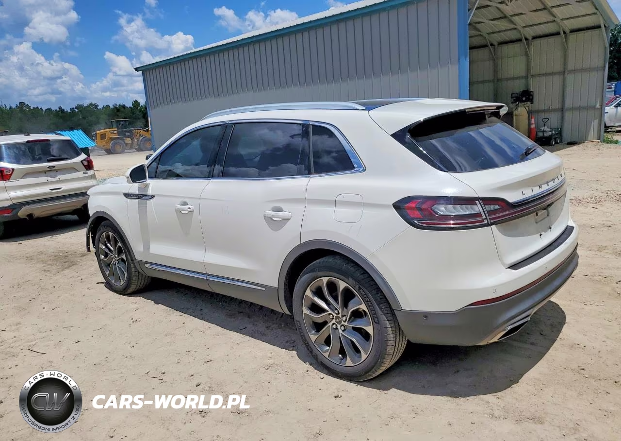 2021 Lincoln Nautilus Reserve VIN:2LMPJ6K93MBL15955 - 2