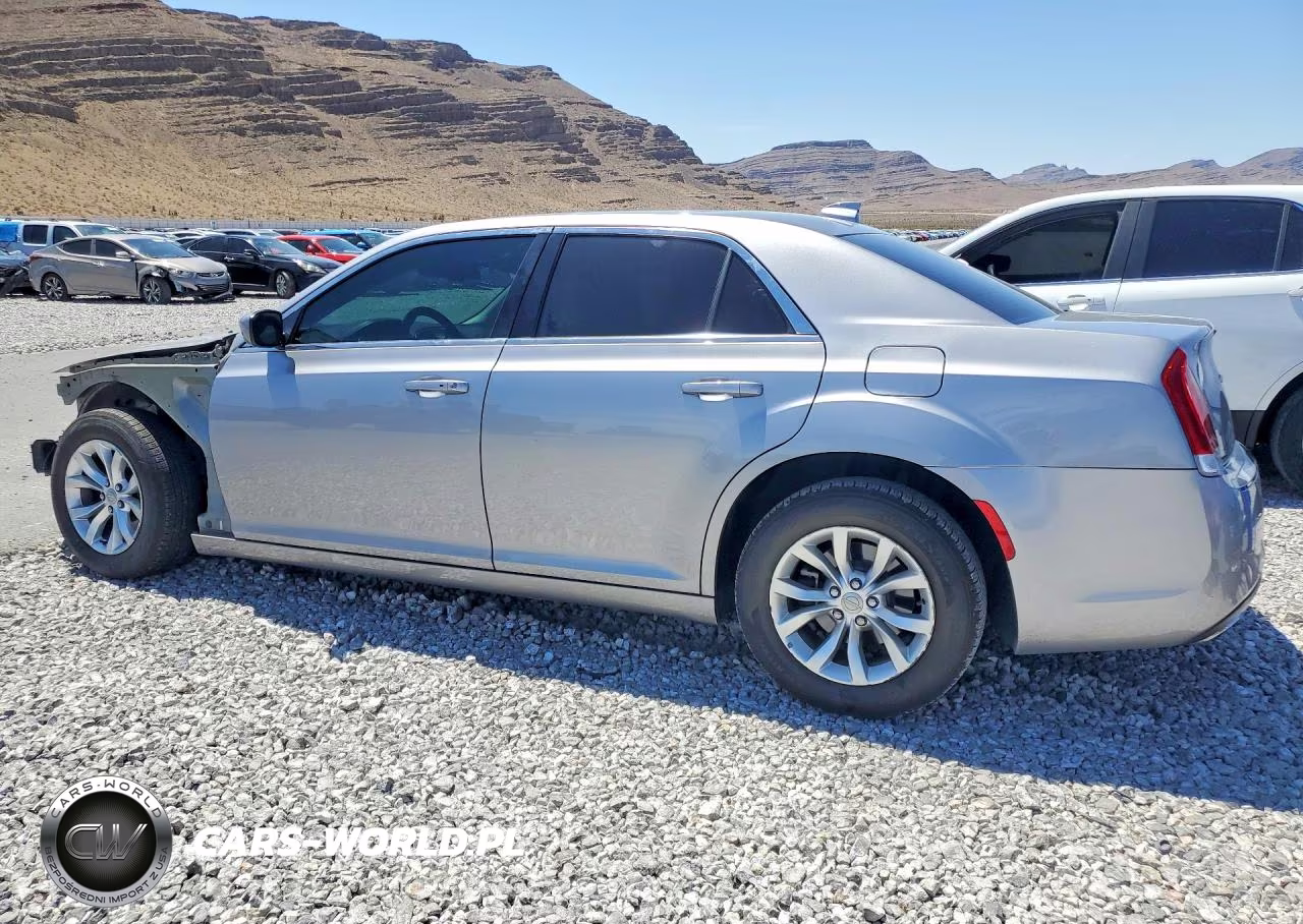 2015 Chrysler 300 Limited VIN:2C3CCAAG3FH859260 - 2