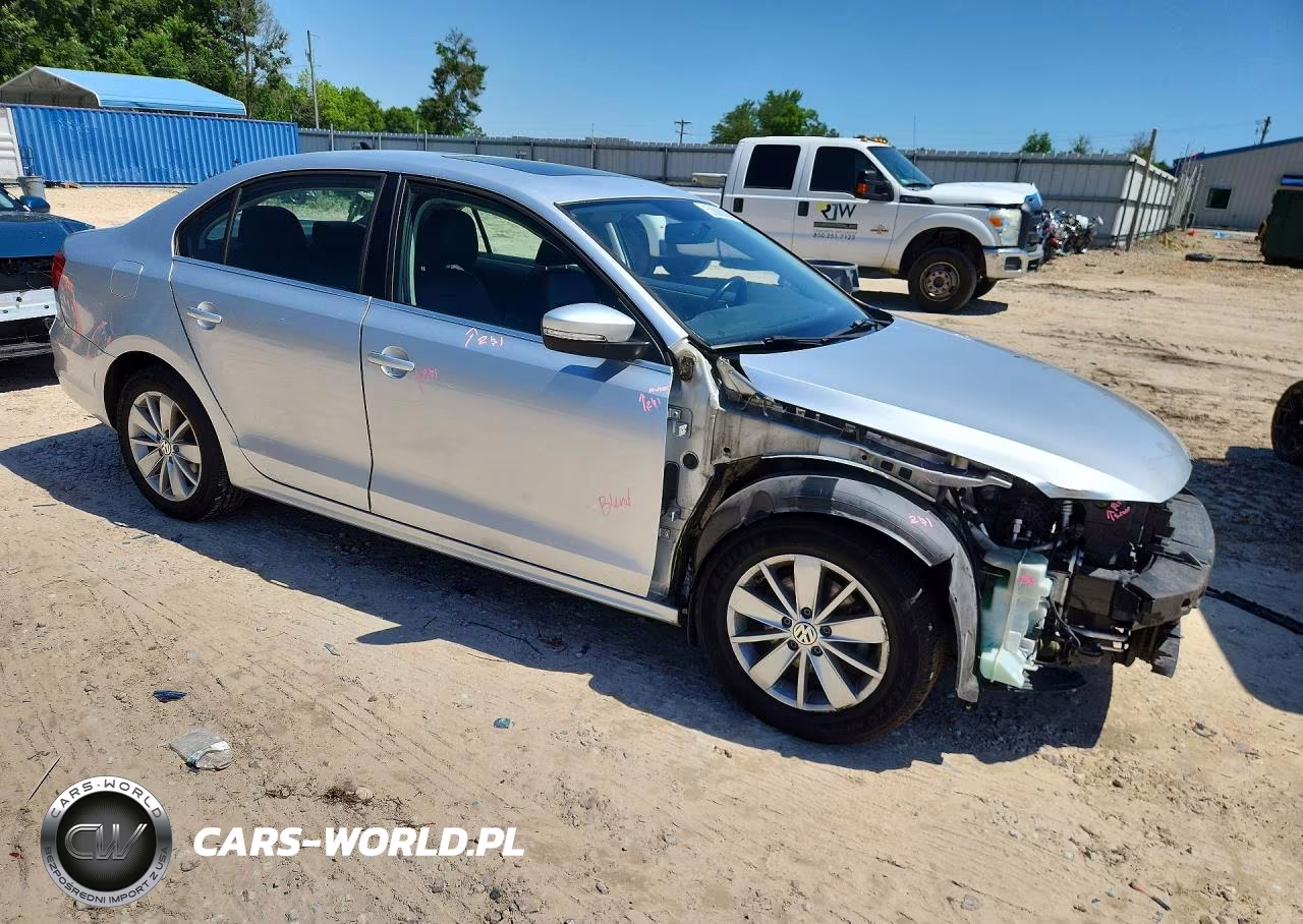 2015 Volkswagen Jetta Se VIN:3VWD07AJ3FM226540 - 4