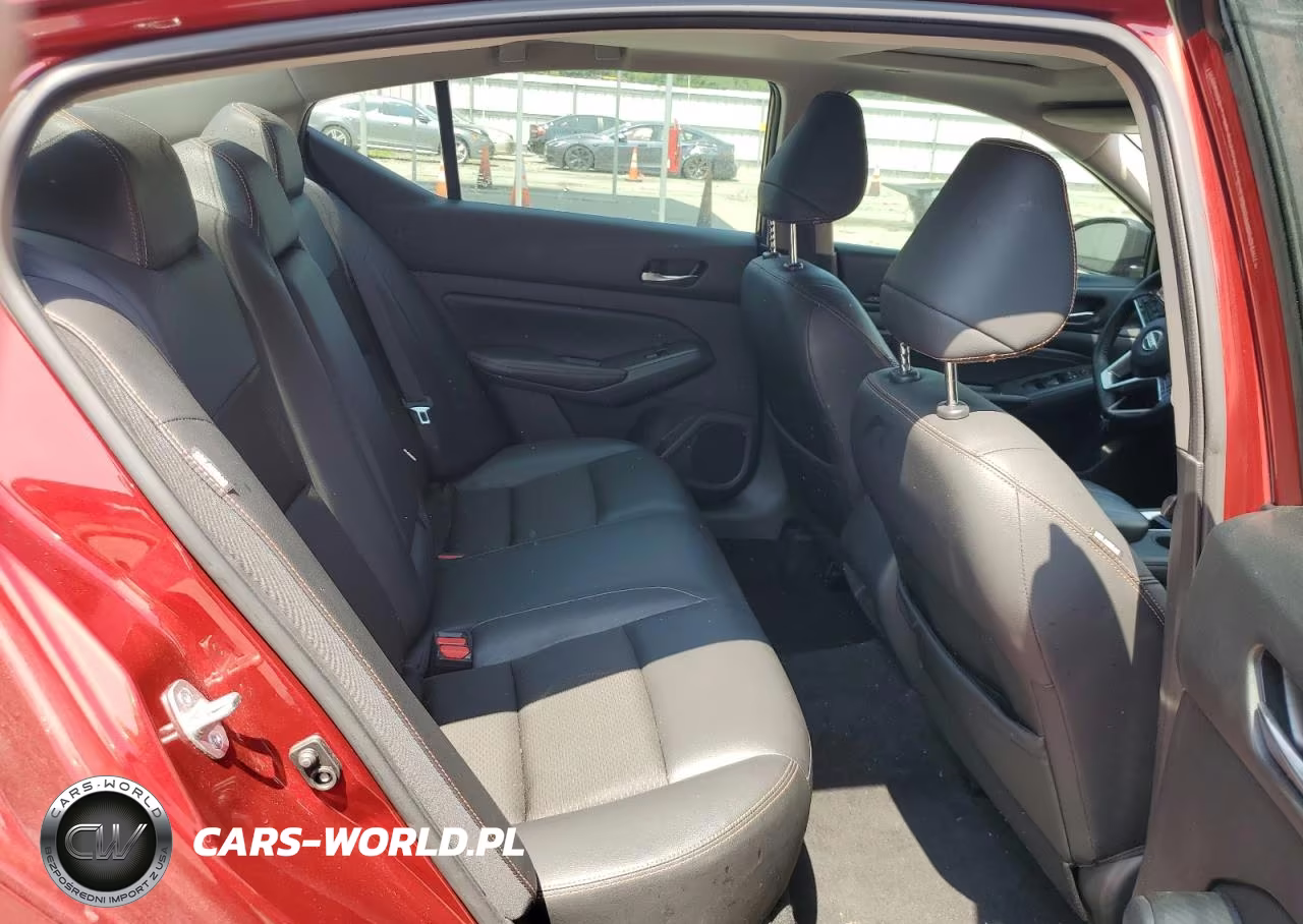 2019 Nissan Altima Sr VIN:1N4AL4CV0KC240103 - 10