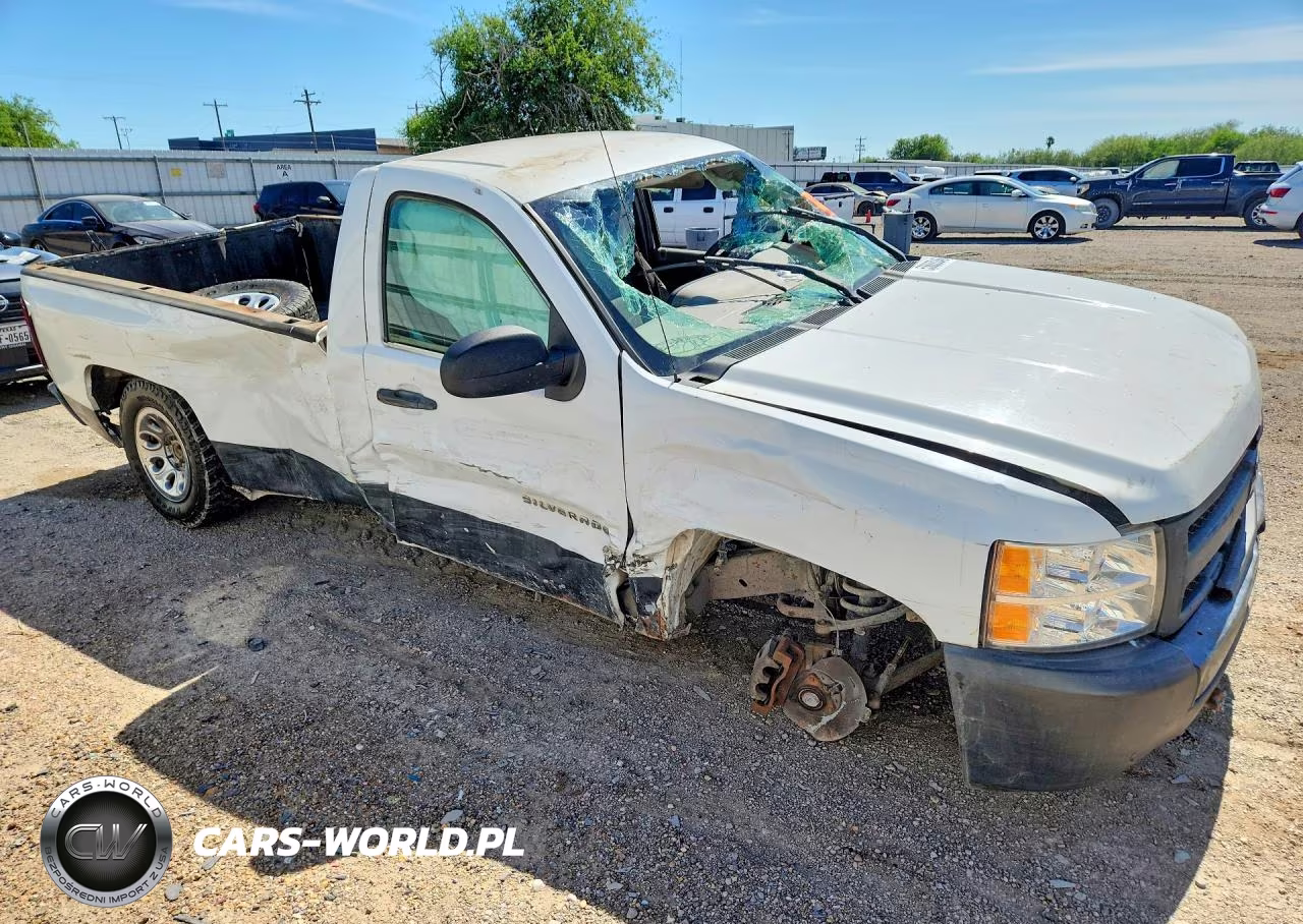 2011 Chevrolet Silverado C1500 VIN:1GCNCPE09BZ345430 - 4