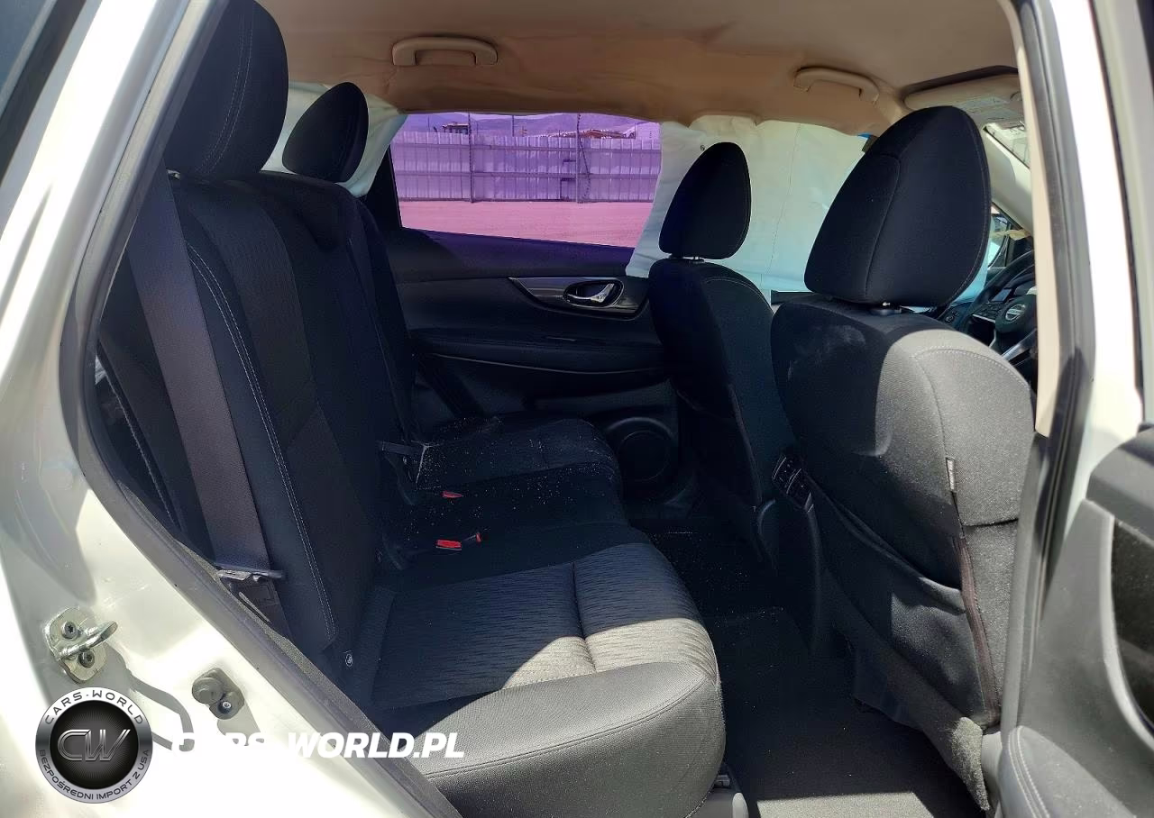2017 Nissan Rogue S VIN:KNMAT2MT6HP608233 - 10