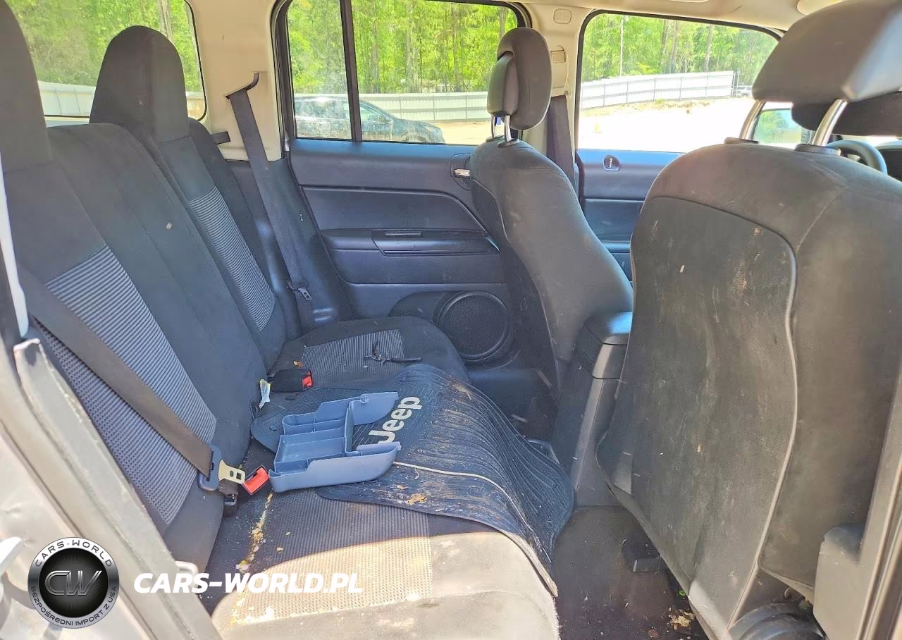 2016 Jeep Patriot Sport VIN:1C4NJPBA7GD633762 - 10